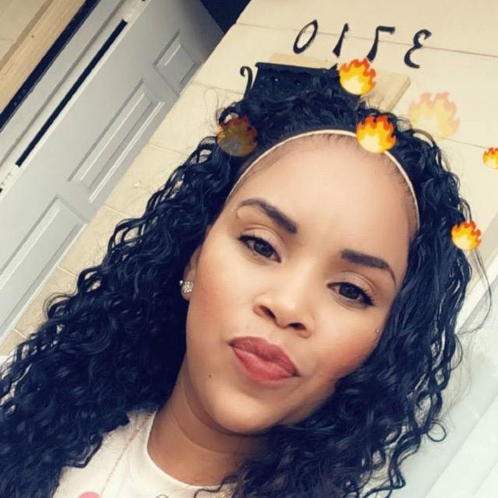 Meet your Posher, Stephanie